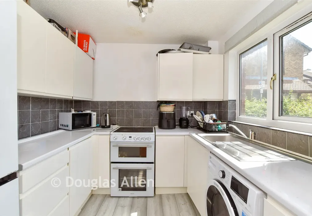 Kitchen - Sapphire Close, Dagenham, Essex - Wards of Kent