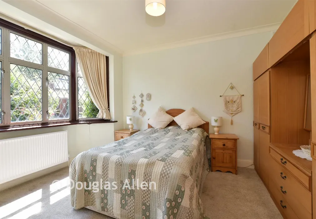 Bedroom 1 - Mount Echo Drive, Chingford - Wards of Kent