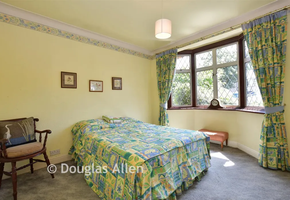 Bedroom 2 - Mount Echo Drive, Chingford - Wards of Kent