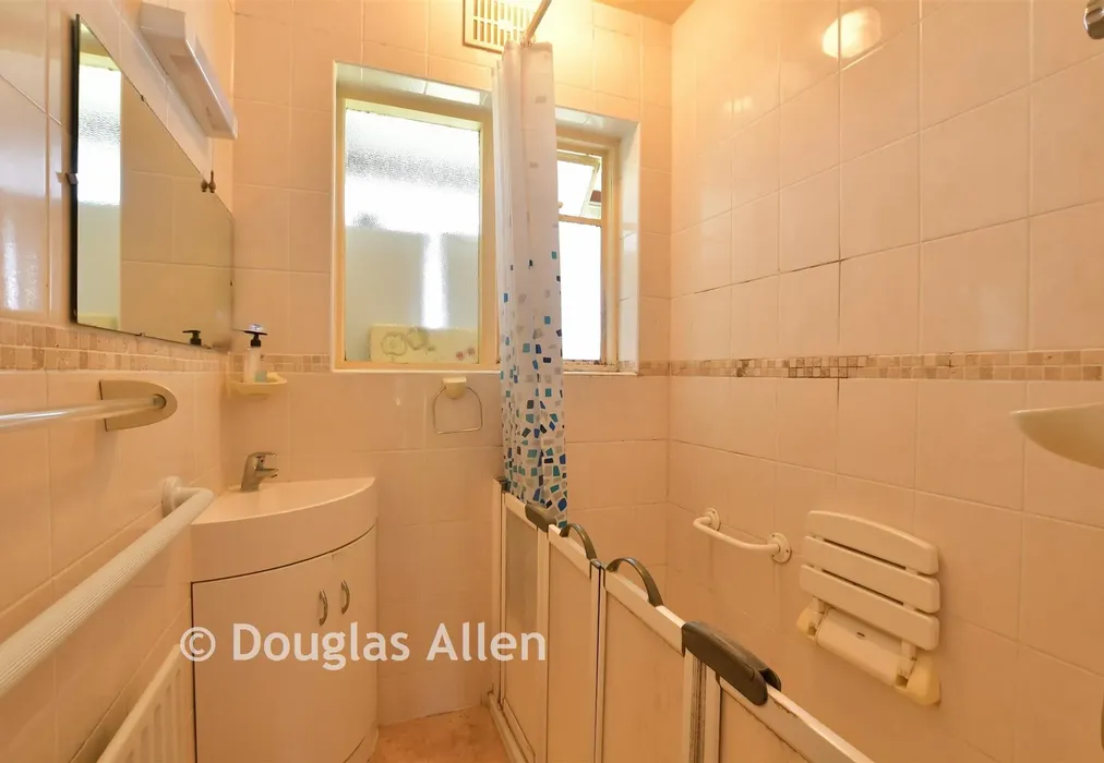 Shower Room - Mount Echo Drive, Chingford - Wards of Kent