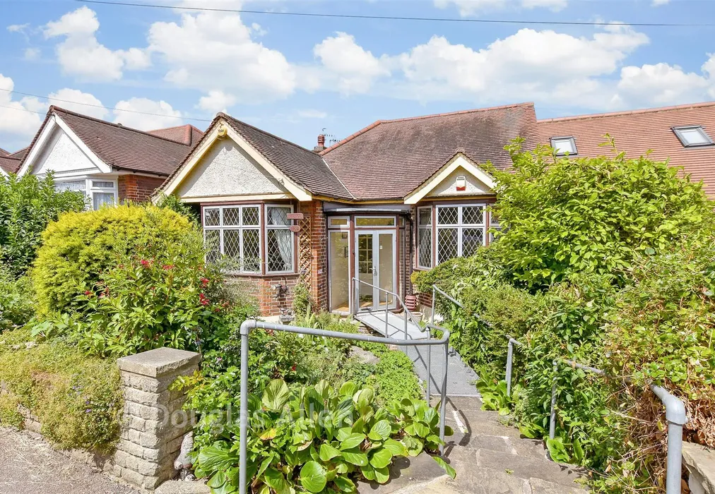 External - Mount Echo Drive, Chingford - Wards of Kent