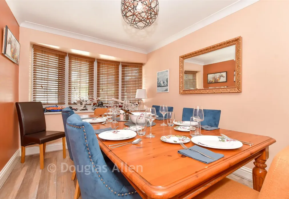 Dining Room - Alma Close, Wickford, Essex - Wards of Kent
