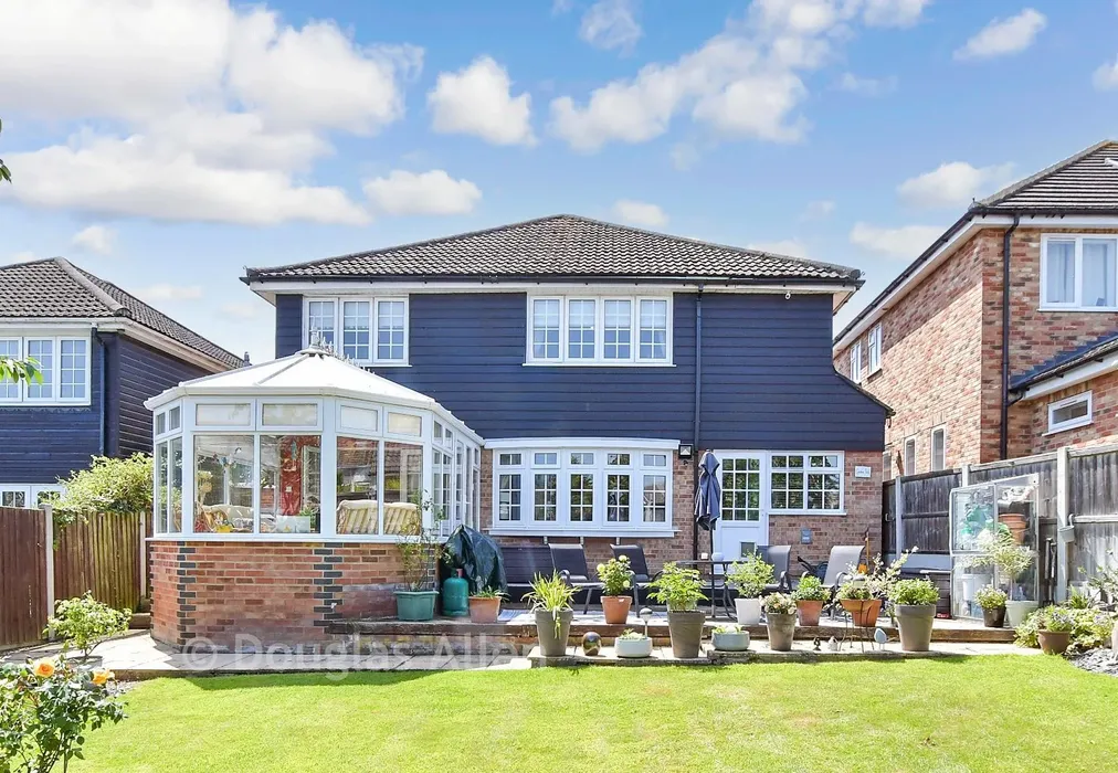 Rear Elevation - Alma Close, Wickford, Essex - Wards of Kent