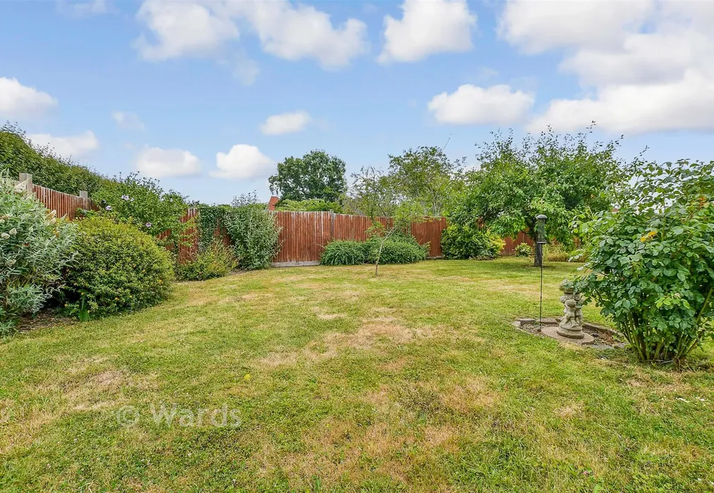 Rear Garden - Maidstone Road, Tonbridge, Kent - Wards of Kent