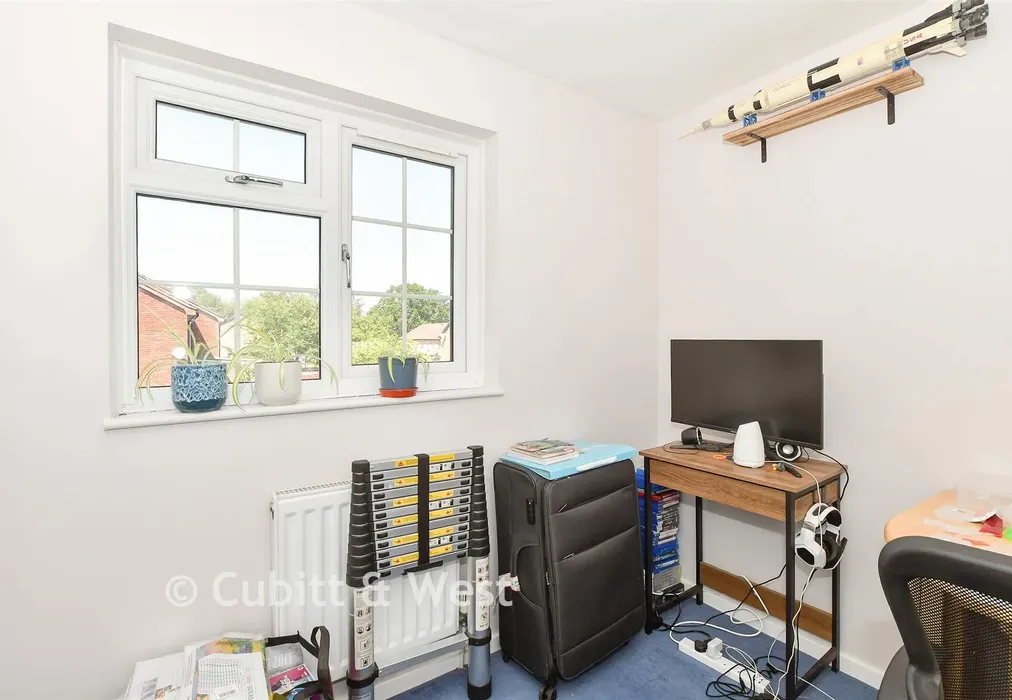 Bedroom 2 - Millais Close, Crawley, West Sussex - Wards of Kent
