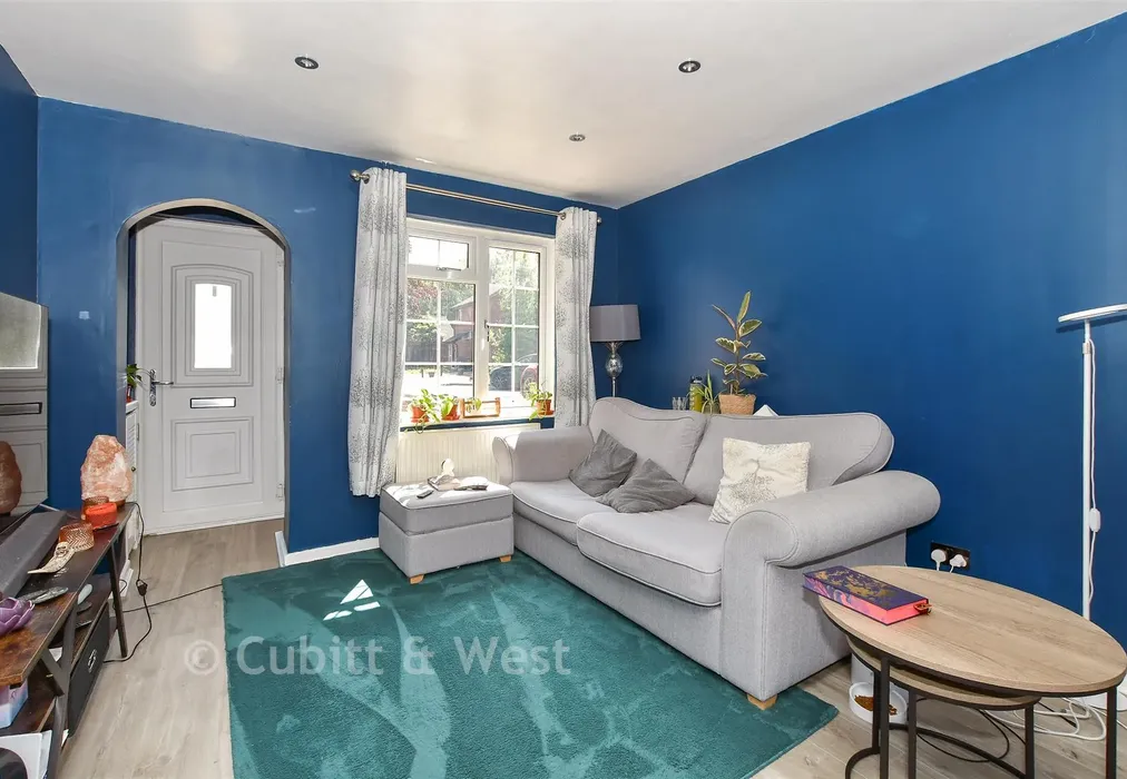 Lounge - Millais Close, Crawley, West Sussex - Wards of Kent