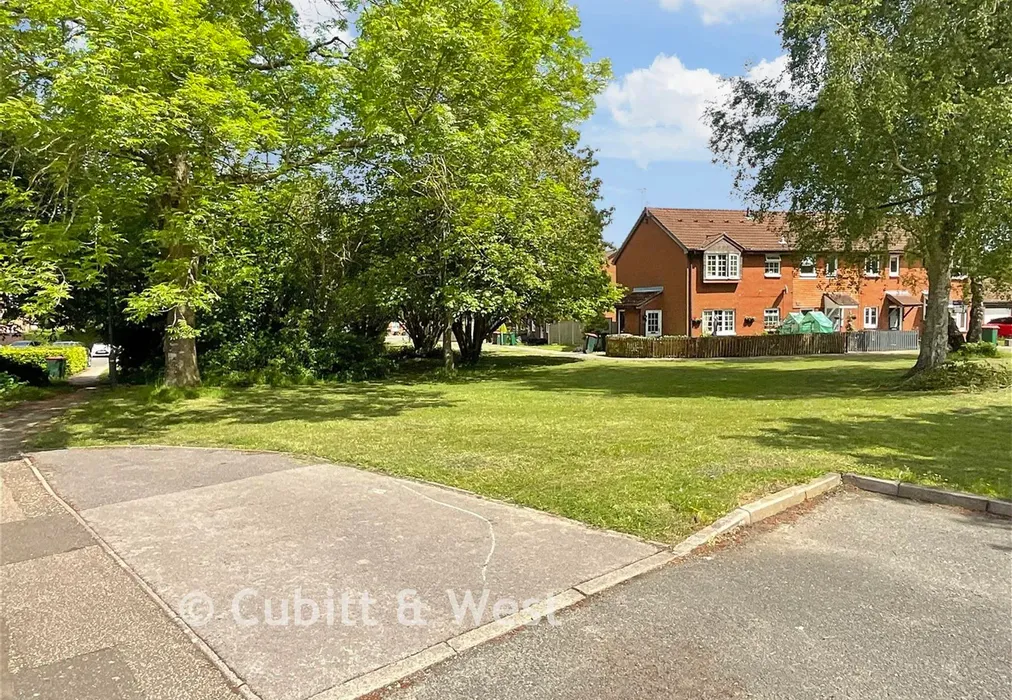 Surrounding Area - Millais Close, Crawley, West Sussex - Wards of Kent