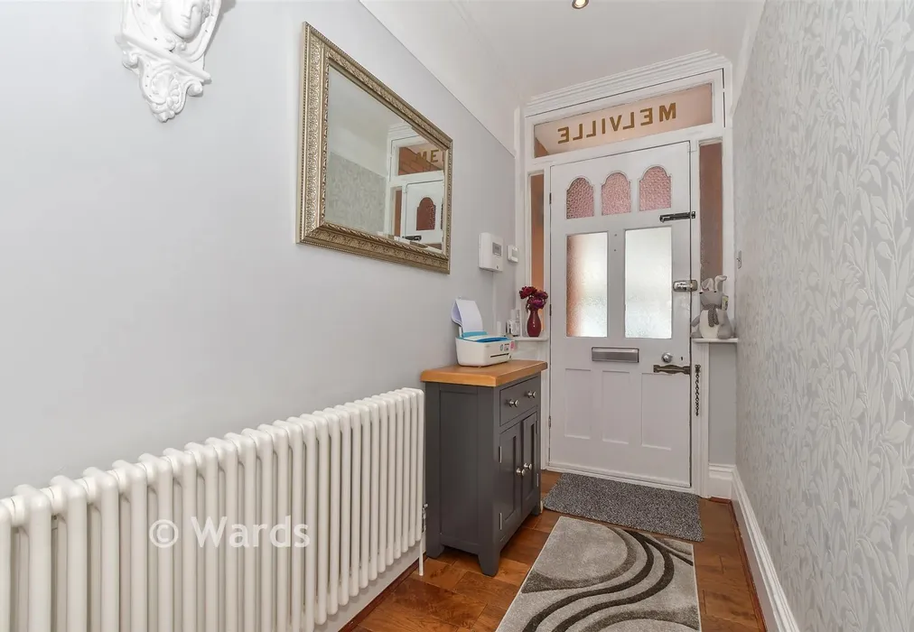 Entrance Hall - Western Avenue, Ashford, Kent - Wards of Kent