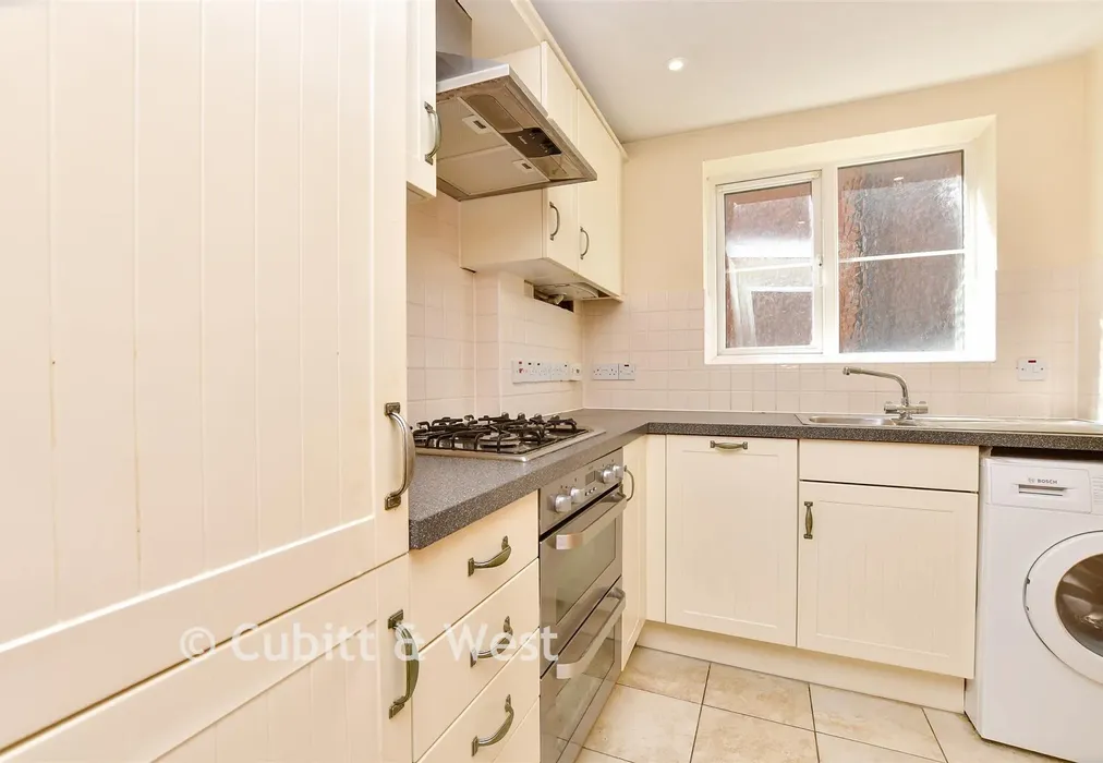 Kitchen - Langley Park Road, Sutton, Surrey - Wards of Kent