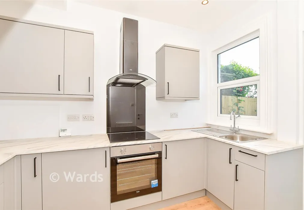 Kitchen - Sussex Road, Tonbridge, Kent - Wards of Kent