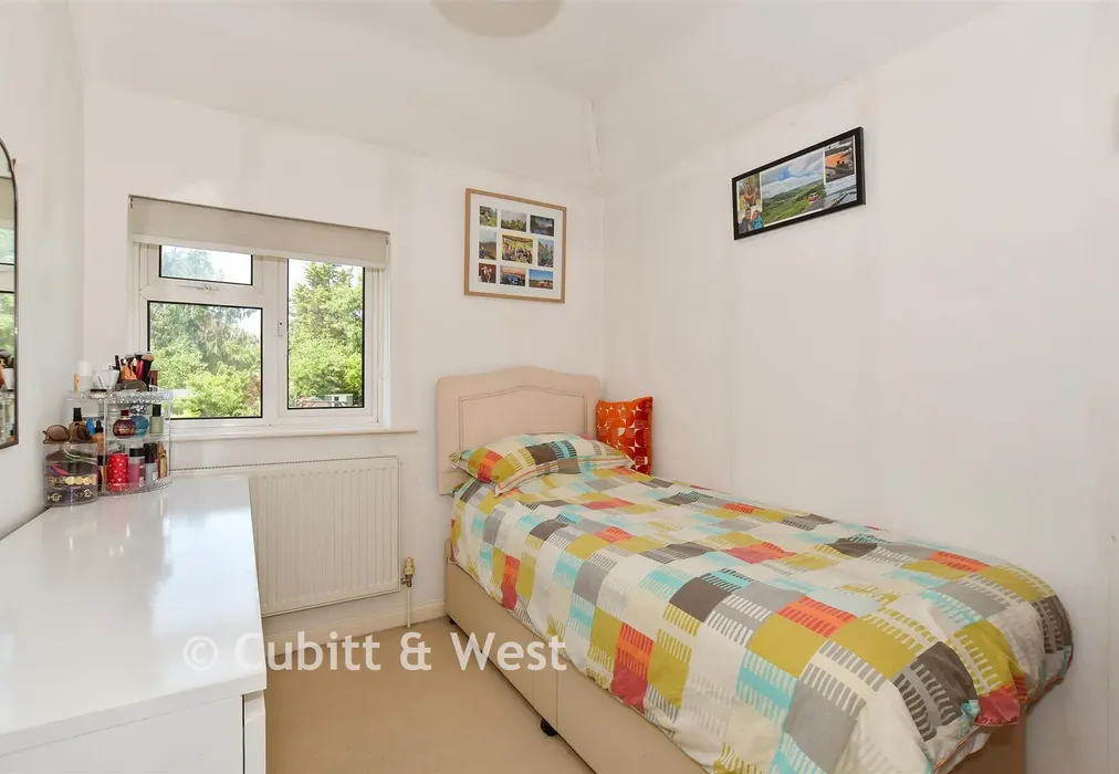 Bedroom 2 - Ifield Road, West Green, Crawley, West Sussex - Wards of Kent
