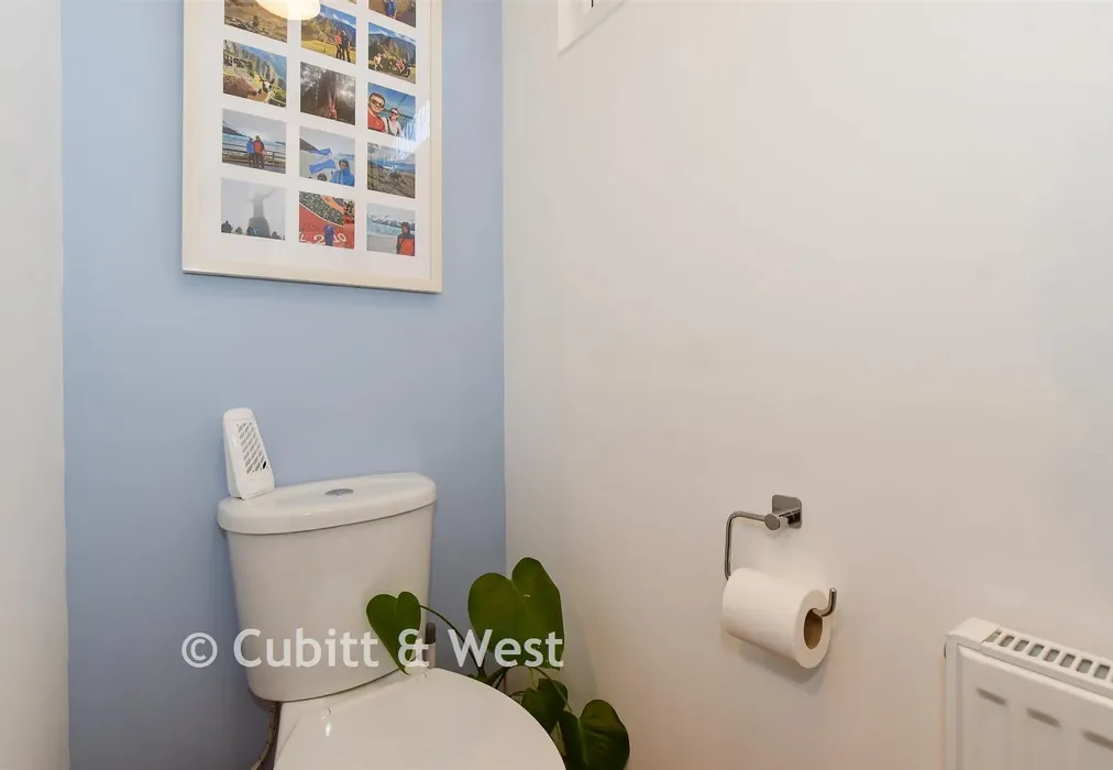 WC - Ifield Road, West Green, Crawley, West Sussex - Wards of Kent