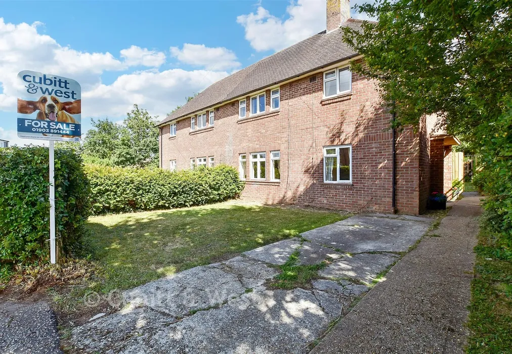 Driveway/Parking - The Sands, Ashington, West Sussex - Wards of Kent