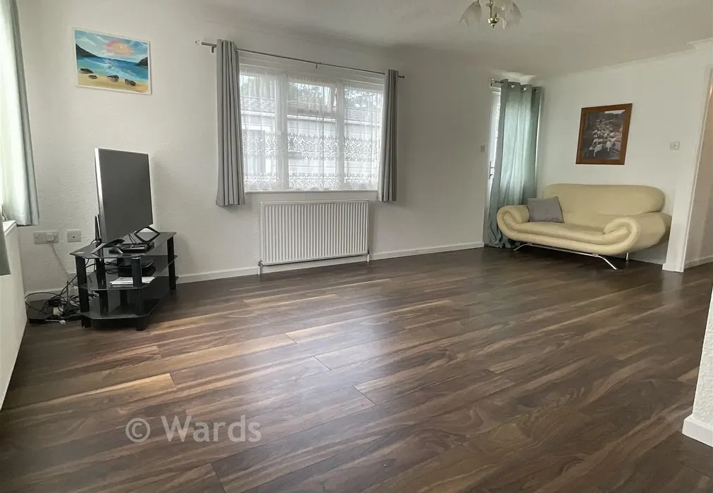 Lounge - Manston Court Road, Margate, Kent - Wards of Kent