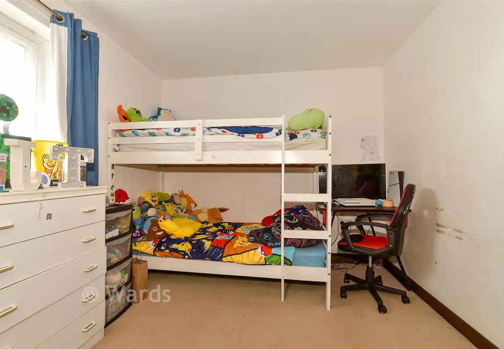 Bedroom 2 - Olympia Way, Whitstable, Kent - Wards of Kent
