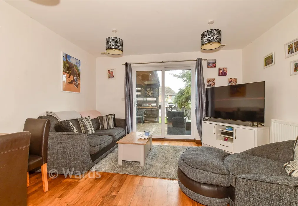 Lounge/Diner - Olympia Way, Whitstable, Kent - Wards of Kent
