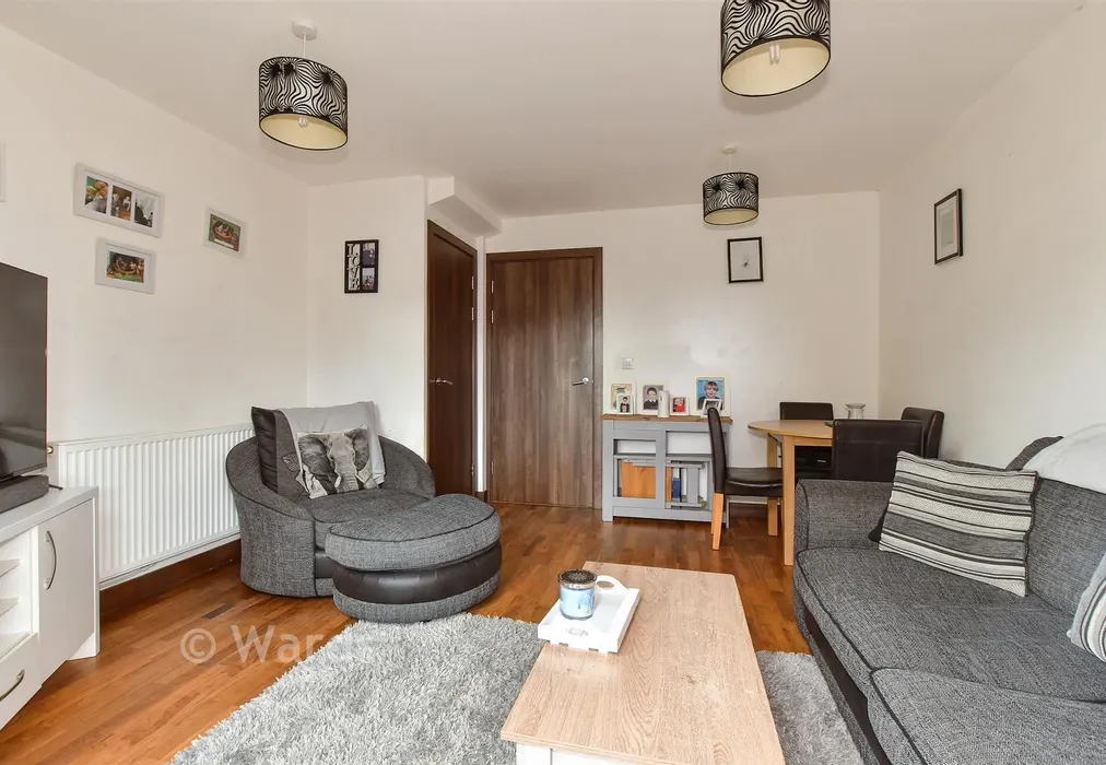Lounge/Diner - Olympia Way, Whitstable, Kent - Wards of Kent