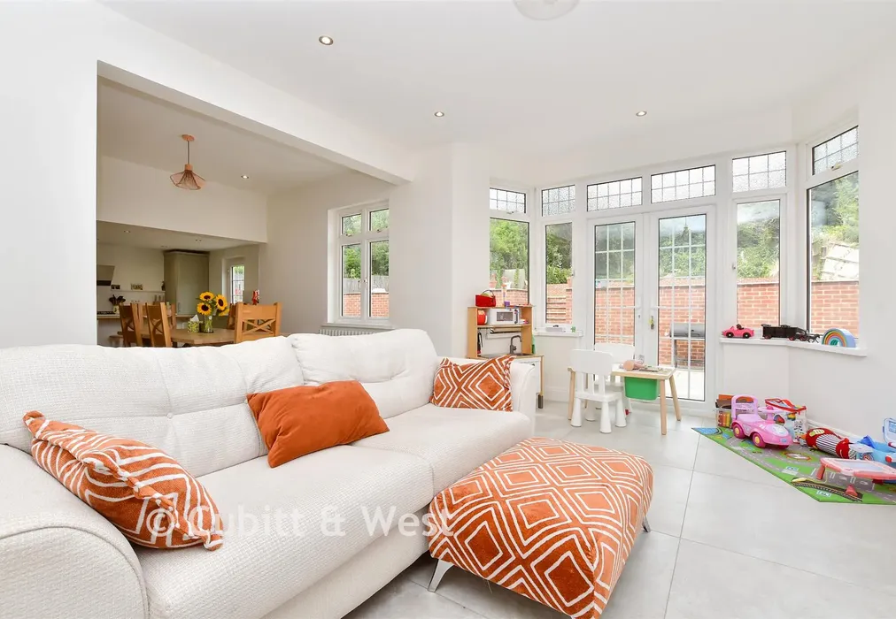 Kitchen/Dining Area - Pampisford Road, Purley, Surrey - Wards of Kent