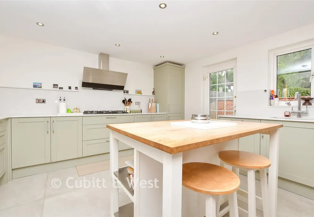 Kitchen/Dining Area - Pampisford Road, Purley, Surrey - Wards of Kent