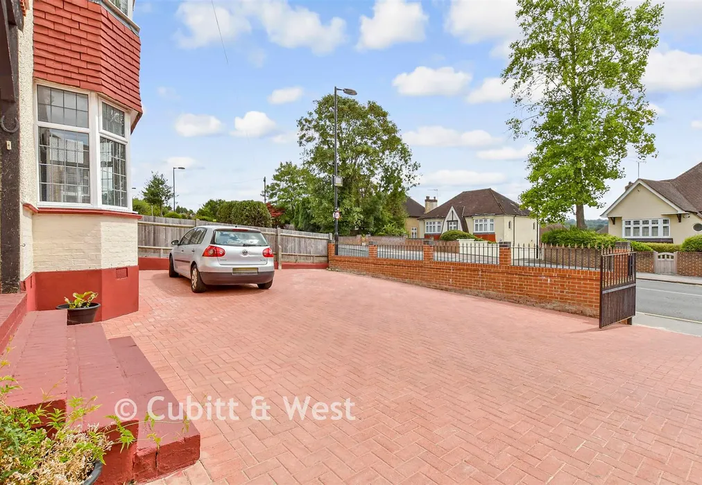Driveway/Parking - Pampisford Road, Purley, Surrey - Wards of Kent
