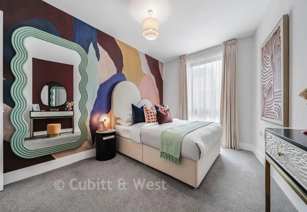 Bedroom - Saunders Park View, Brighton, East Sussex - Wards of Kent