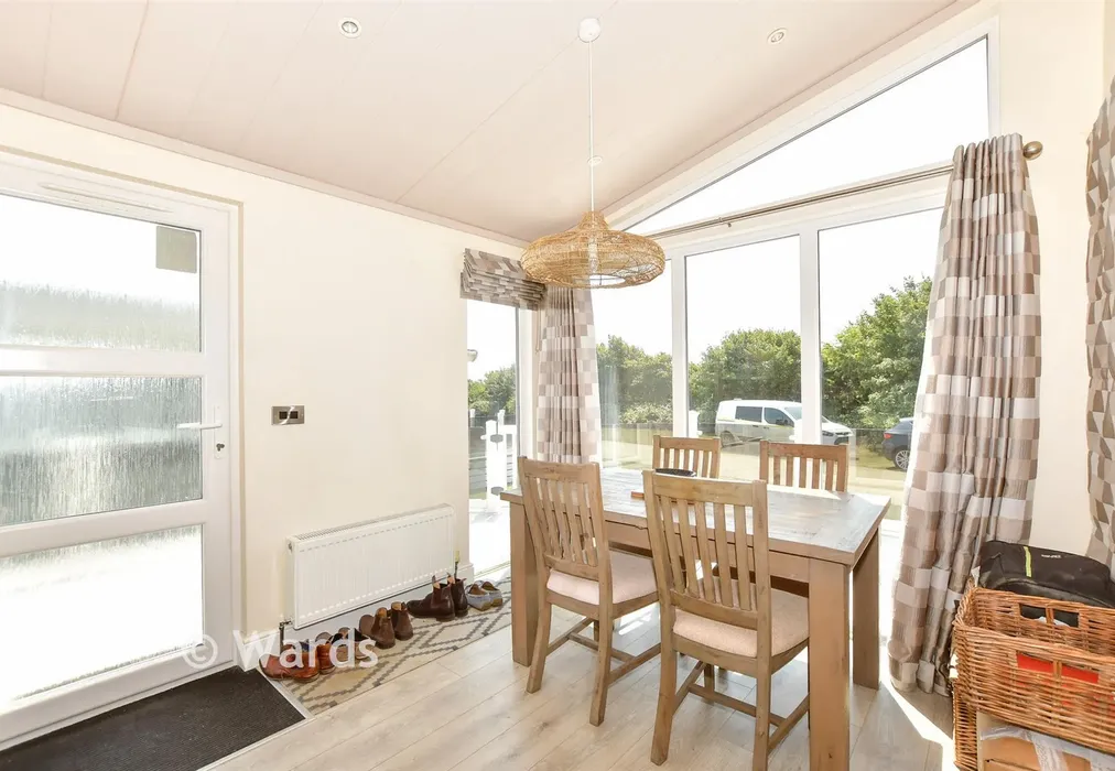 Lounge/ Kitchen - Reach Road, St Margarets-At-Cliffe, Dover, Kent - Wards of Kent