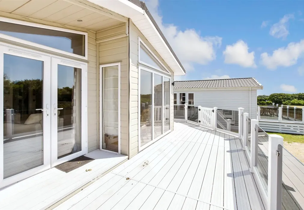 Balcony / Terrace - Reach Road, St Margarets-At-Cliffe, Dover, Kent - Wards of Kent