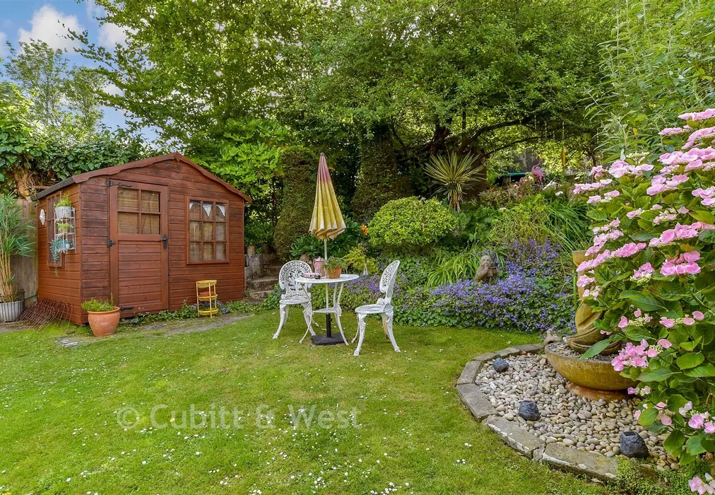 Rear Garden - Graham Avenue, Brighton, East Sussex - Wards of Kent