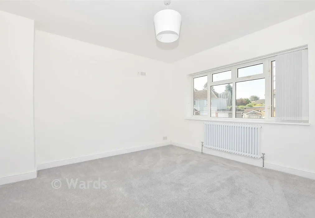 Bedroom 1 - Heathside Avenue, Coxheath, Kent - Wards of Kent