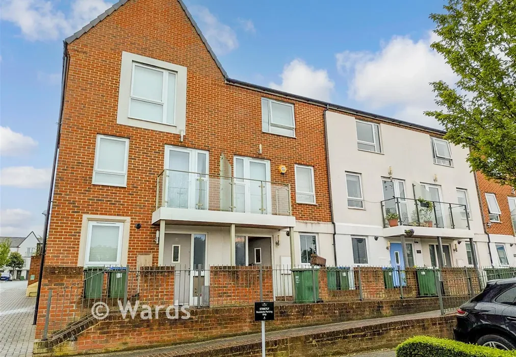 Front - Samas Way, Dartford, Kent - Wards of Kent