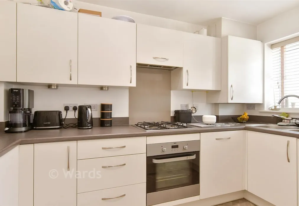 Kitchen - Boulton View, Rochester, Kent - Wards of Kent