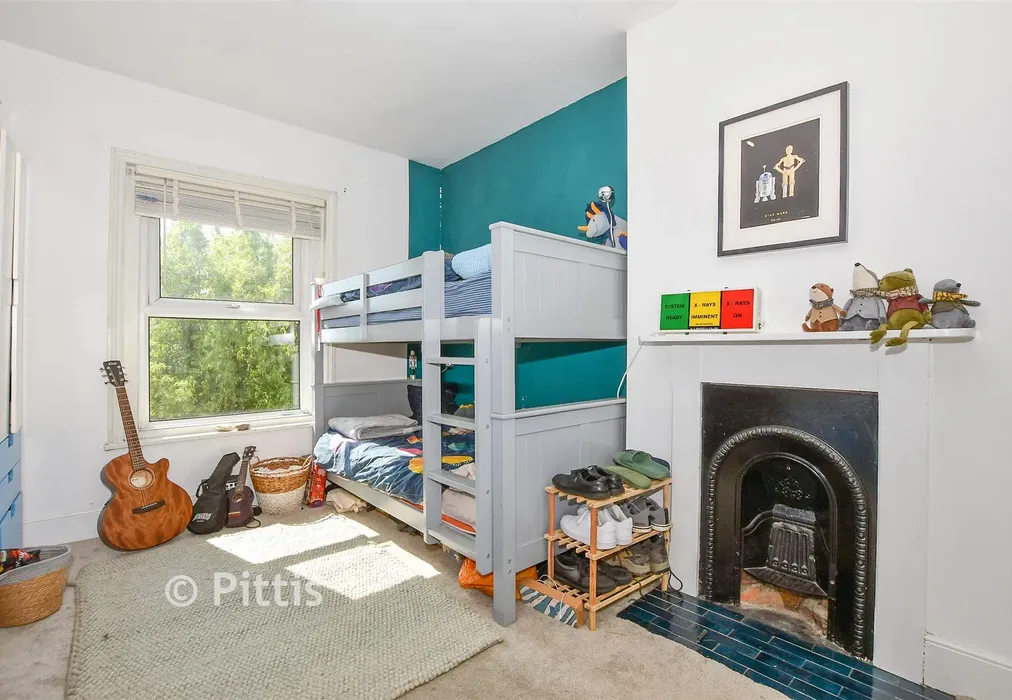 Bedroom 3 - Morton Road, Brading, Isle of Wight - Wards of Kent