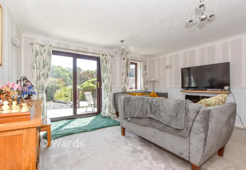 Lounge/Dining Room - Hillcrest, Great Chart, Ashford, Kent - Wards of Kent