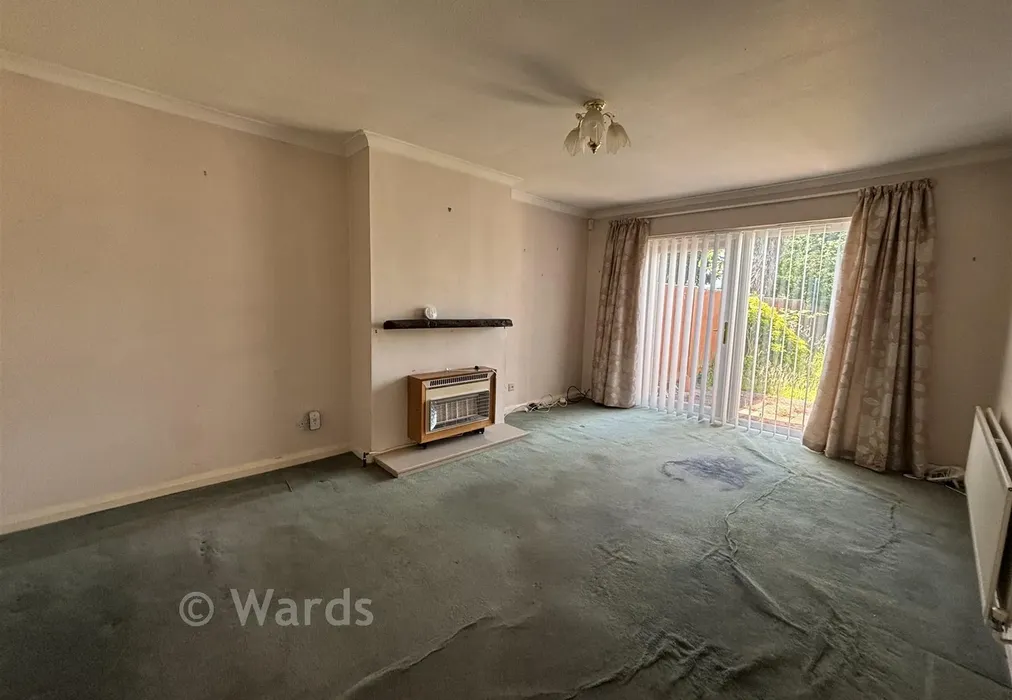Lounge - Wells Way, Faversham, Kent - Wards of Kent