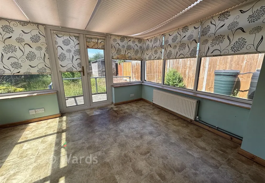 Conservatory - Wells Way, Faversham, Kent - Wards of Kent