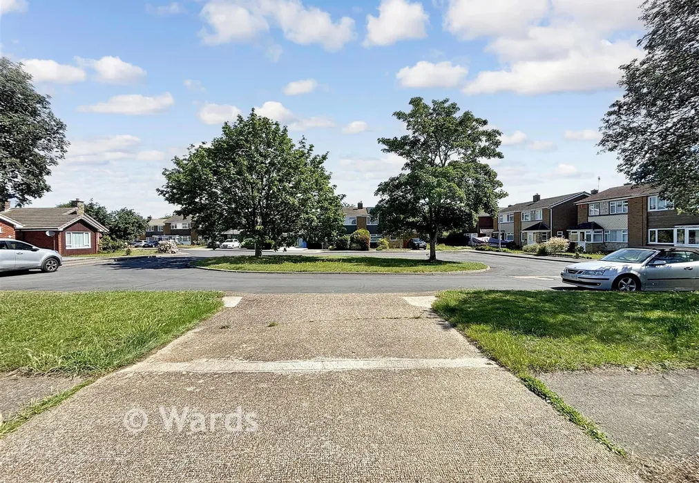 Driveway - Wells Way, Faversham, Kent - Wards of Kent
