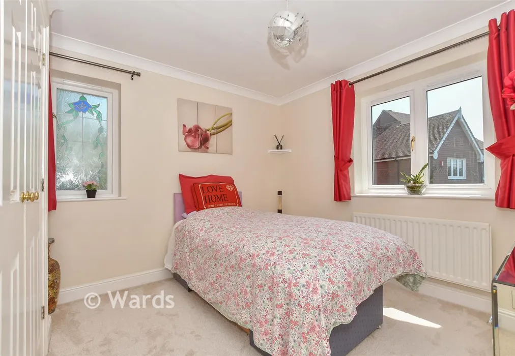 Bedroom 4 - Shuttle Close, Biddenden, Ashford, Kent - Wards of Kent