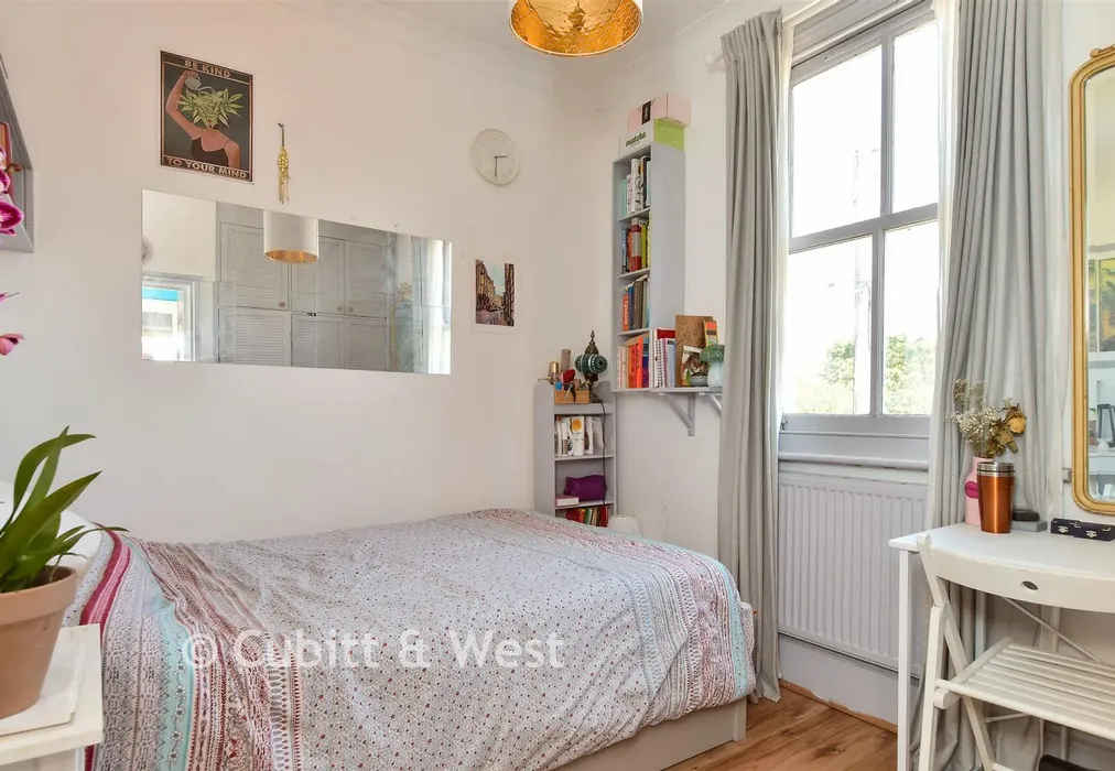 Bedroom 3 - Cuckfield Road, Hurstpierpoint, West Sussex - Wards of Kent