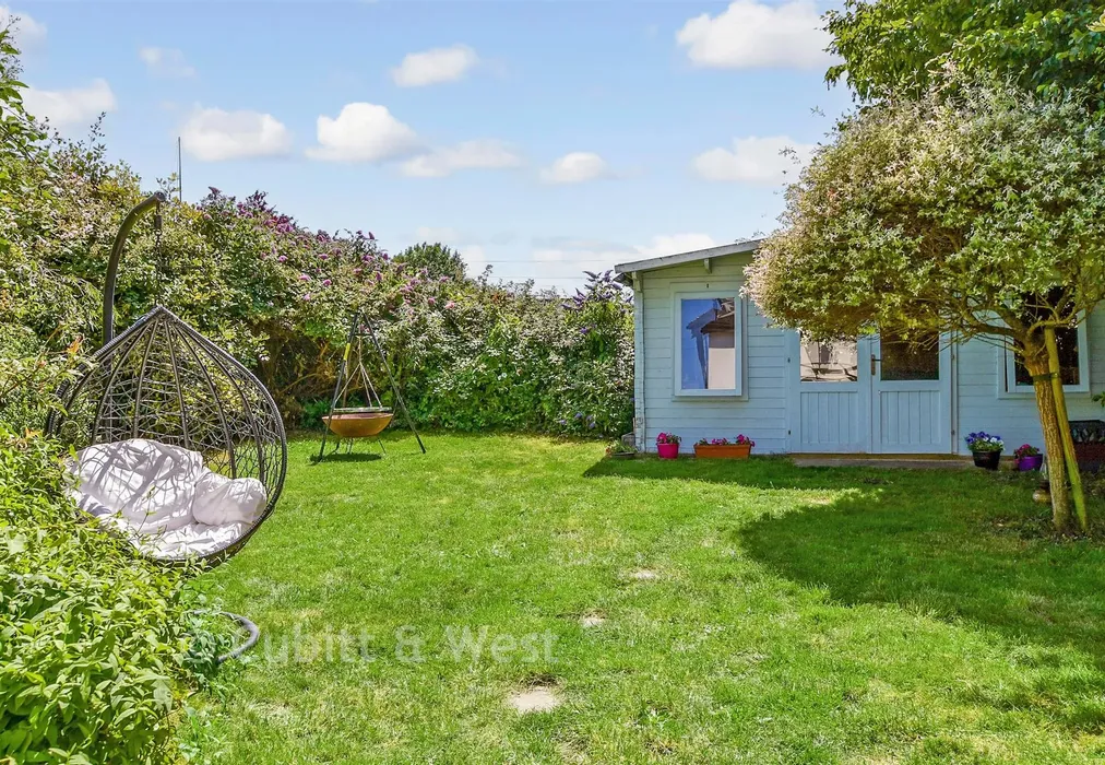Rear Garden - Cuckfield Road, Hurstpierpoint, West Sussex - Wards of Kent
