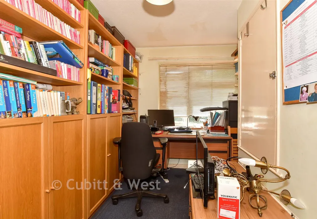 Bedroom 3 - Thatcher Close, Crawley, West Sussex - Wards of Kent