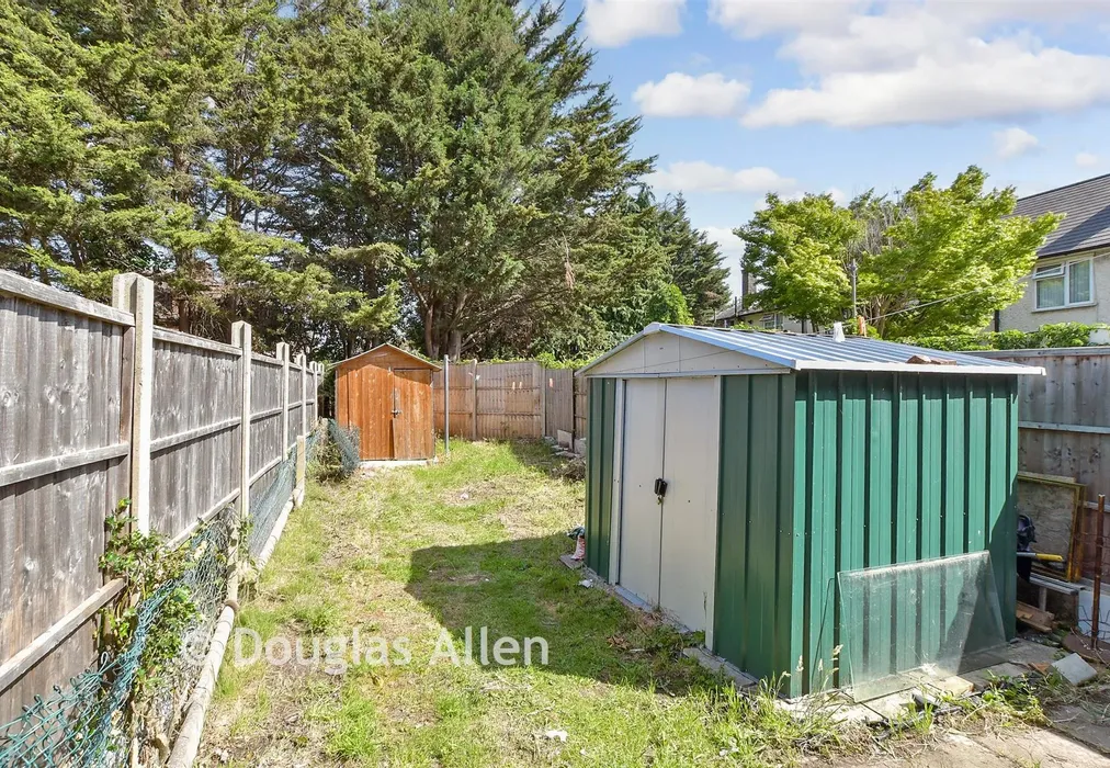 Rear Garden - Woodward Road, Dagenham, Essex - Wards of Kent