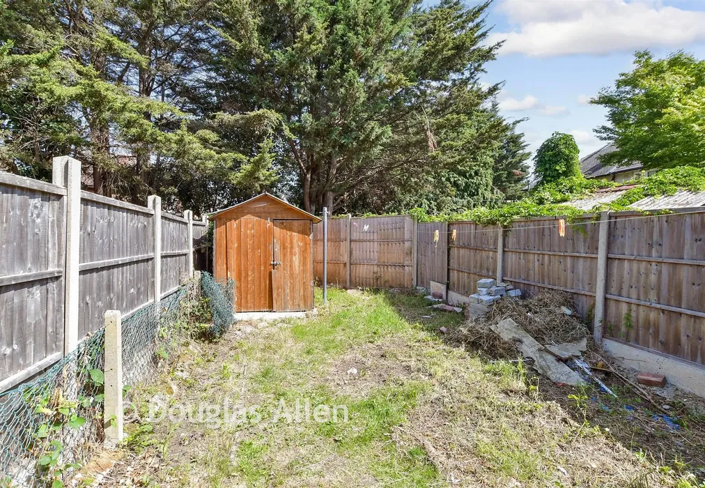 Rear Garden - Woodward Road, Dagenham, Essex - Wards of Kent