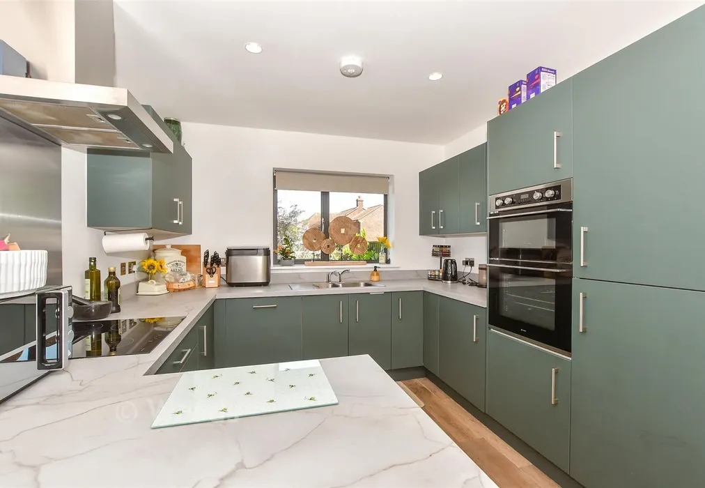 Kitchen/Dining Area - Sandpiper Close, Appledore, Kent - Wards of Kent