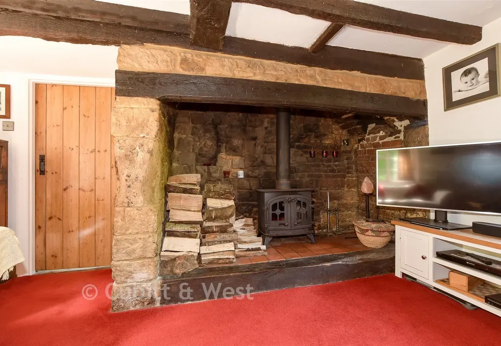 Internal Feature - Church Lane, Horsted Keynes, West Sussex - Wards of Kent