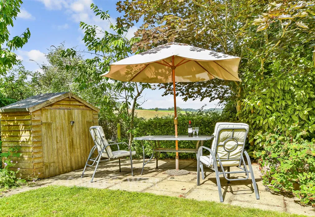 Rear Garden - Church Lane, Horsted Keynes, West Sussex - Wards of Kent