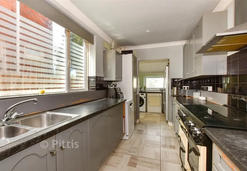 Kitchen - Sandown Road, Lake, Isle of Wight - Wards of Kent