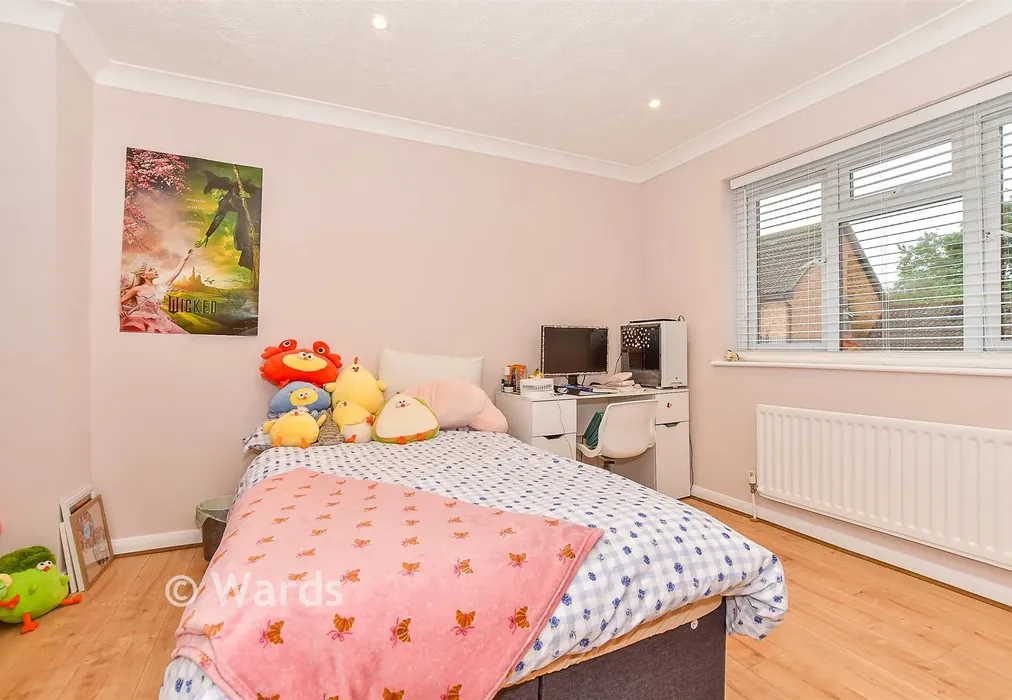 Bedroom 2 - Siskin Gardens, Paddock Wood, Tonbridge, Kent - Wards of Kent