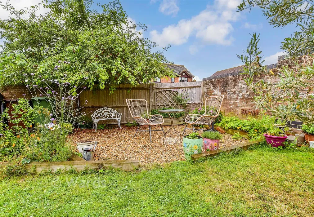 Rear Garden - Siskin Gardens, Paddock Wood, Tonbridge, Kent - Wards of Kent