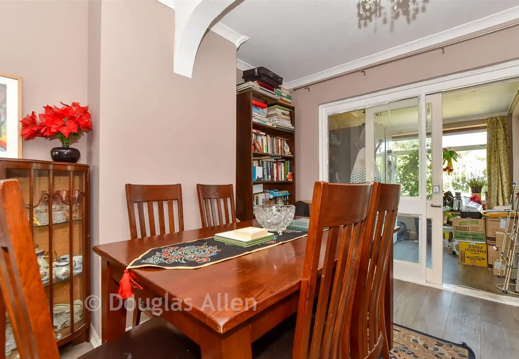 Dining Area - St. Andrew's Avenue, Hornchurch, Essex - Wards of Kent