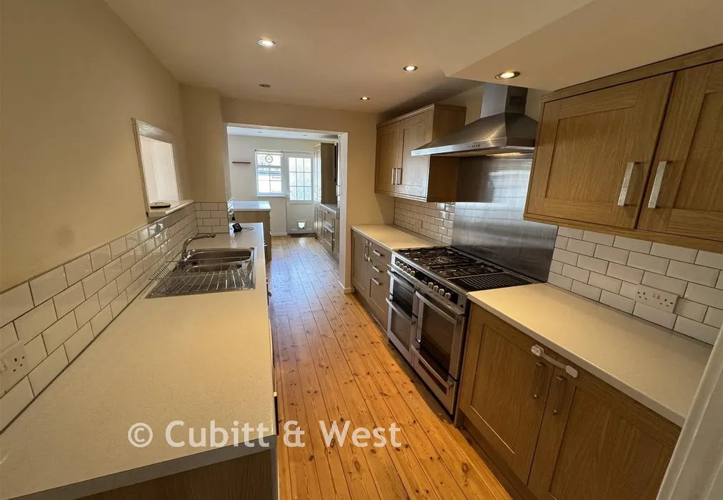 Kitchen - The Ridgway, Woodingdean, Brighton, East Sussex - Wards of Kent